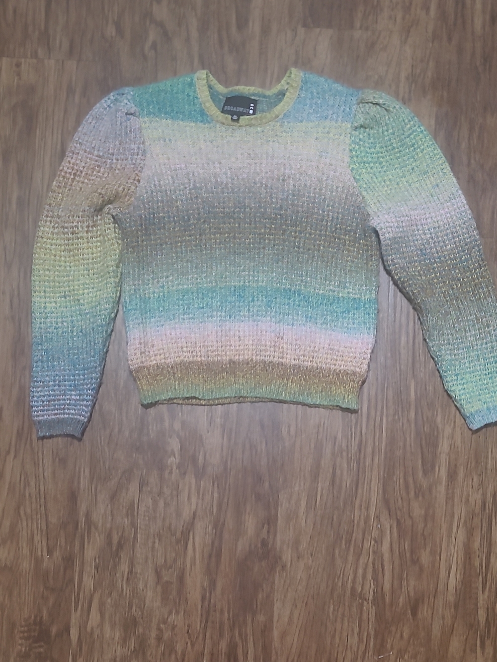 Broadway 38 sweater size Xl